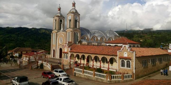 Este es el lugar ideal para los viajeros apasionados por la arquitectura colonial y las fuentes hídricas