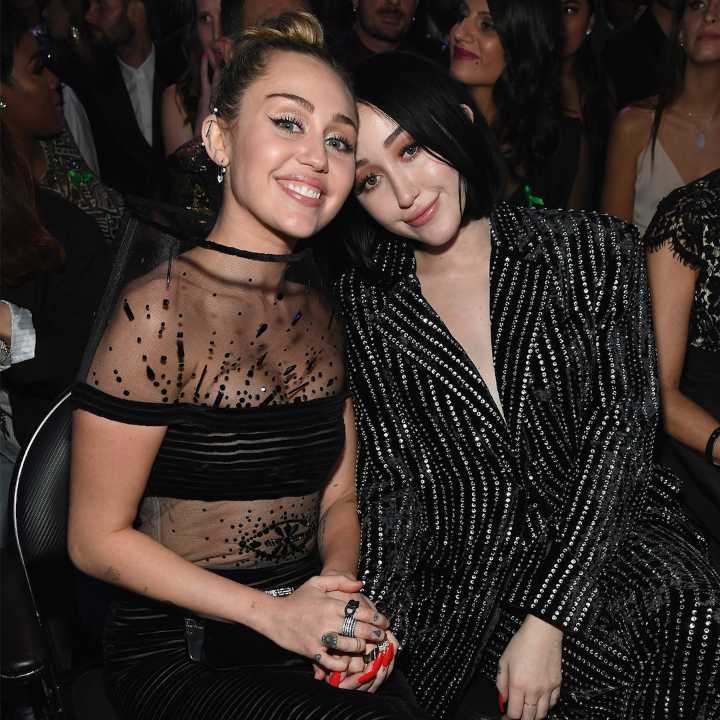 Noah Cyrus on Lessons Learned From Miley Cyrus
