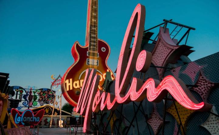 Las Vegas mayor announces 3 potential locations for Neon Museum