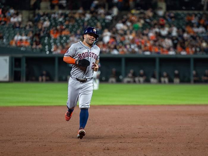 José Altuve con su jonrón 23 fue la bujía en la victoria de Astros de Houston (+Videos)
