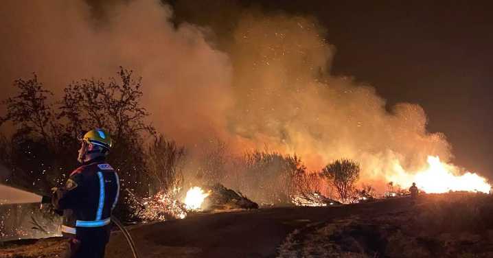 España arde: dos muertos y numerosos incendios activos de norte a sur del país