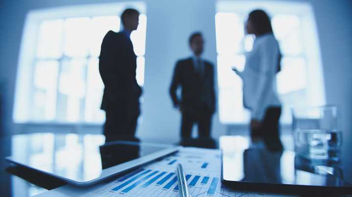 Vote for the best commercial real estate brokerage firms in Arizona