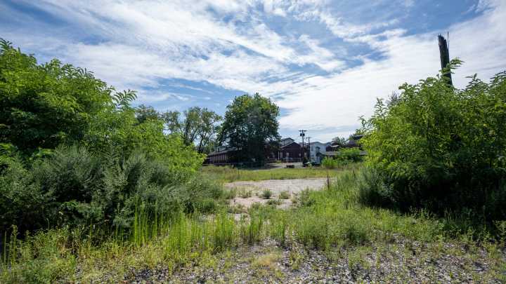 Link puts East Rutherford's $9M recreation complex in limbo