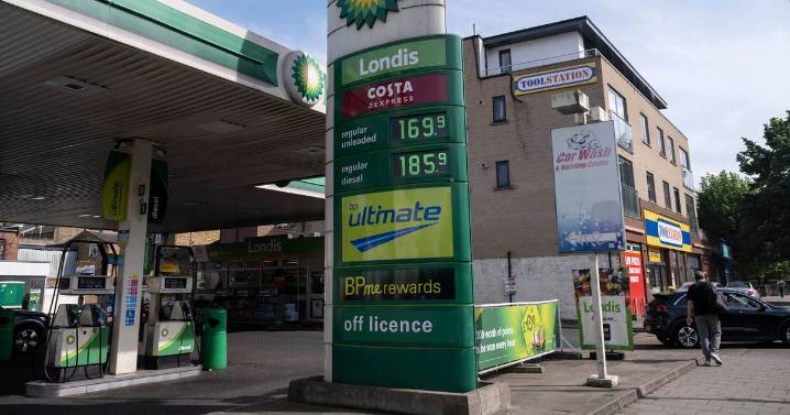 Customer says BP staff issued bizarre request to her when thieves entered petrol station