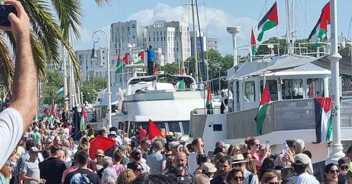Nueva flotilla navega desde Barcelona hacia la Franja de Gaza para establecer un corredor humanitario