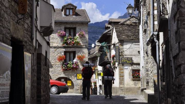 La tercera ola de calor del verano no da tregua ni en el Pirineo: Torla marca la máxima de Aragón con más de 41 grados