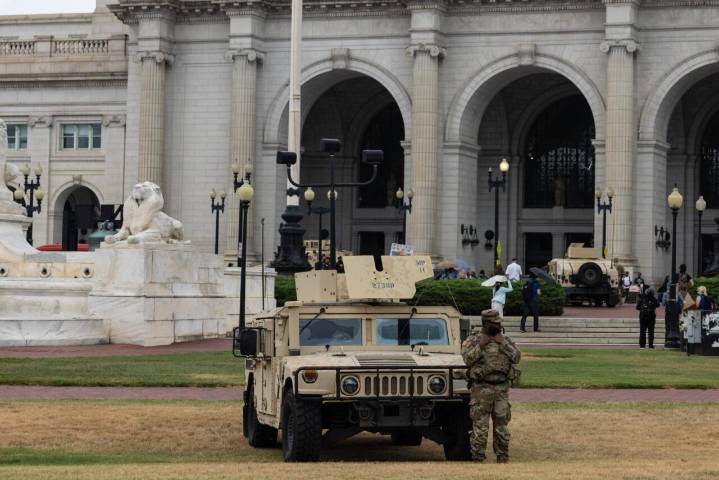 Autoridades de Washington demandan al Gobierno de Trump por la “toma hostil” de la Policía