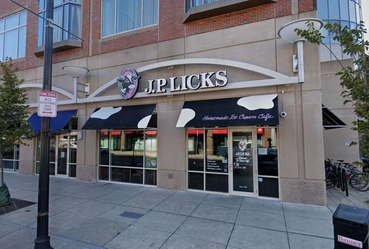 Famous Boston-area ice cream chain closes location after 20 years