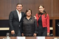 Van congresistas por protección de entornos de mariposa monarca