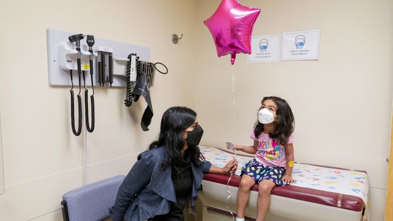 In break with current CDC recommendations, leading pediatrics group recommends Covid