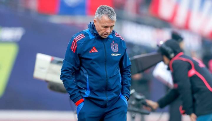 Ni a la banca: los jugadores de la U que no fueron considerados para jugar ante Independiente