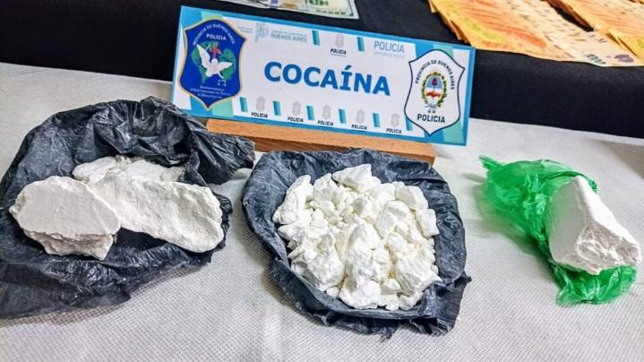 Una mujer fue aprehendida con cocaína y marihuana