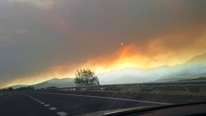 Sin llama ni humo el incendio de Candelario (Salamanca), que sigue en nivel 1