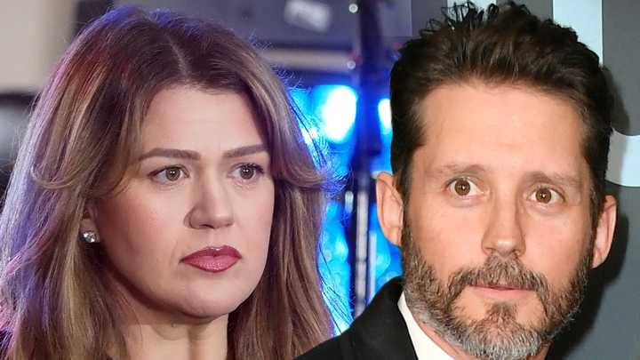 Daughter of Kelly Clarkson's Late Ex-Husband Announces She's Expecting 2nd Child