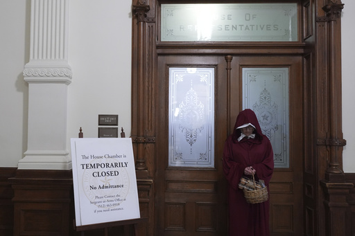 Photos from the Texas Legislature as Republicans push for new political maps