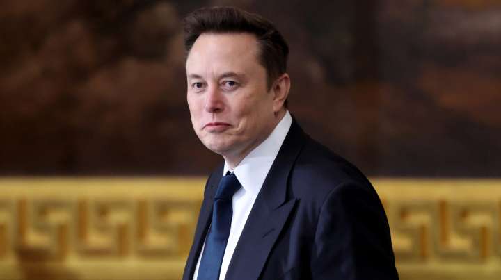 Elon Musk Tries To Win Back Trump's Love With Desperate Post