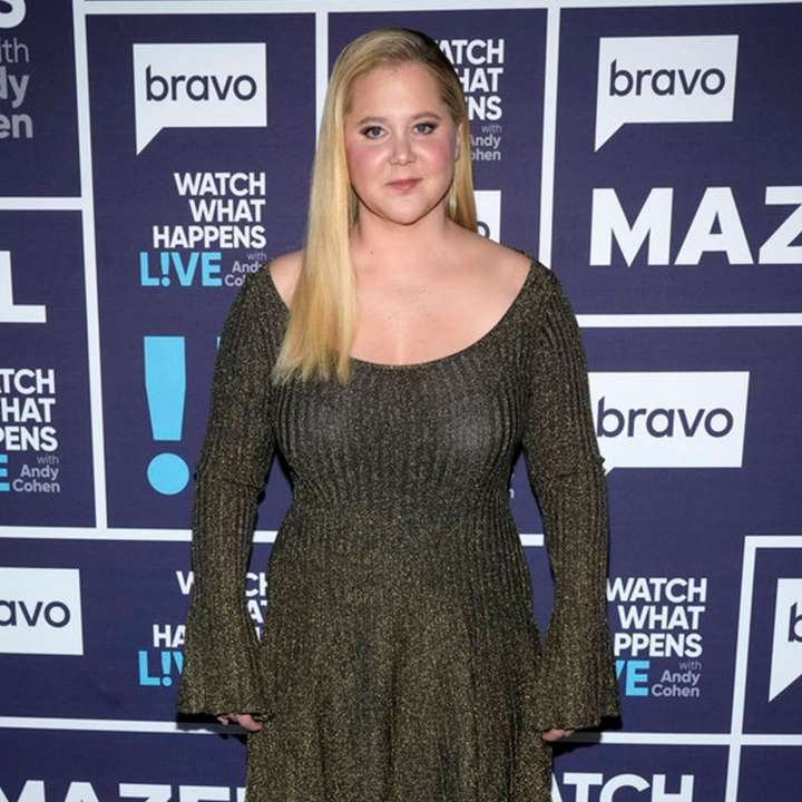 Amy Schumer Gets Back Surgery