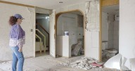 Frenan 6 familias reconstrucción de un edificio al borde del colapso