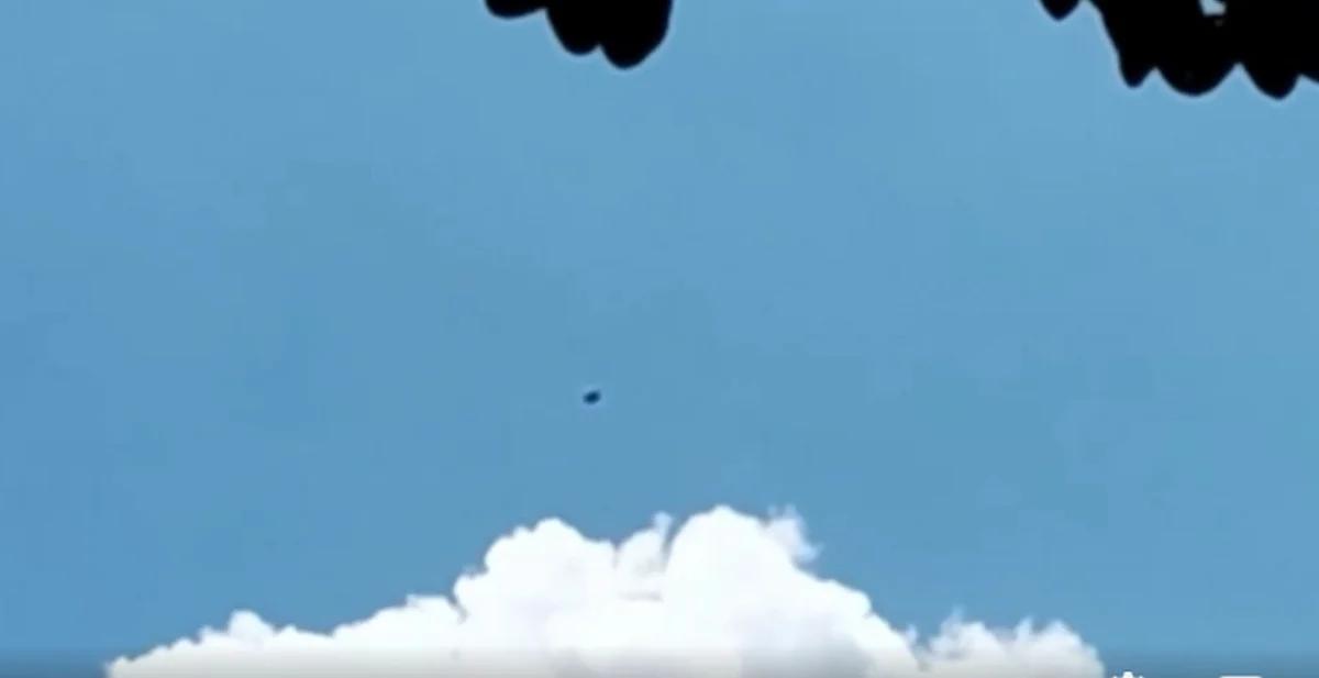 Graban OVNI en Zacapu, Michoacán, y Maussan revela video