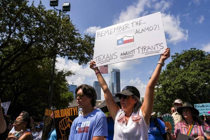 What to know about redistricting fights in Texas and California