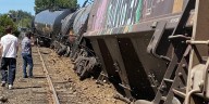 Derailed train blocks access to North Plains Elephant Garlic Festival for hours