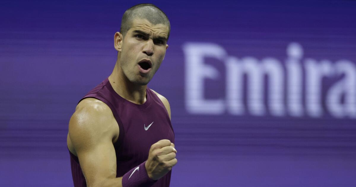 Carlos Alcaraz promises his hair will grow back in a few days. These photos show he's not kidding