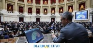 Mercados argentinos bajo presión por desafíos políticos y monetarios