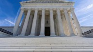 Demócratas piden a la Corte Suprema preservar prohibición de terapia de conversión de menores en Colorado