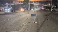 Motociclista muere de manera instantánea al chocar contra camión en V. Carranza, Saltillo; manejaba a exceso de velocidad
