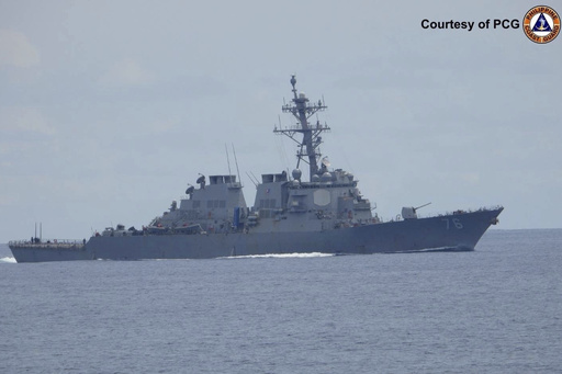 EEUU despliega dos buques de guerra en un banco en disputa del mar de China Meridional