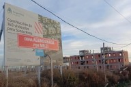 Francos dice que analiza transferir las viviendas del Procrear al gobernó provincial