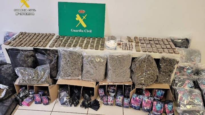 'Cazan' una red de tráfico de drogas a través de envíos postales a Ibiza y resto de islas: hay 32 detenidos