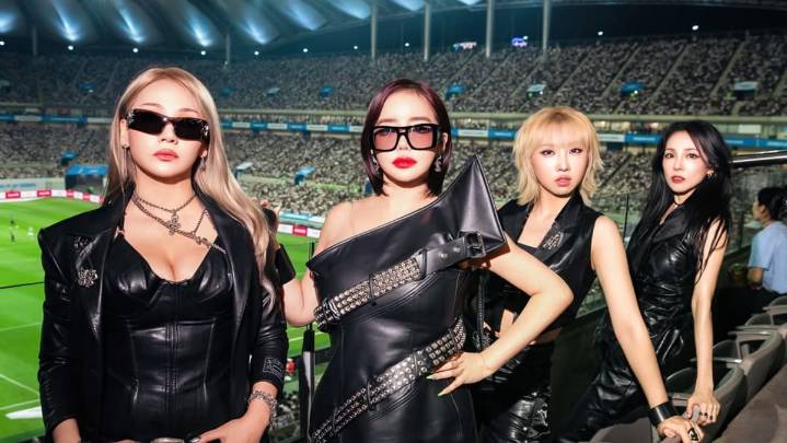 2NE1's Park Bom to take a break from activities, will miss Waterbomb Singapore