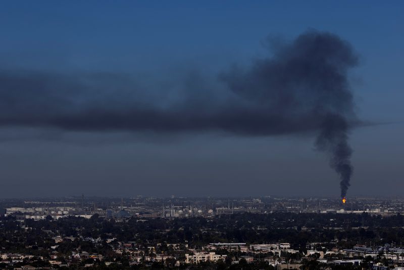 California sets aside penalties for high refinery profits