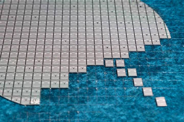 GlobalFoundries inks domestic chip deal with Cirrus Logic • The Register