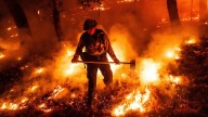 Wildfire in Oregon destroys 4 homes, threatens thousands more