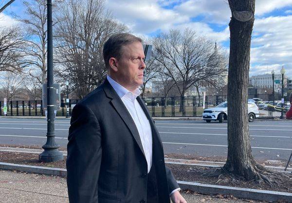 Former Capitol police chief takes issue with Pelosi over National Guard claim