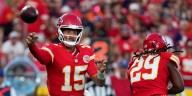 Mahomes leads sharp Chiefs offense before Bears rally for win in preseason finale