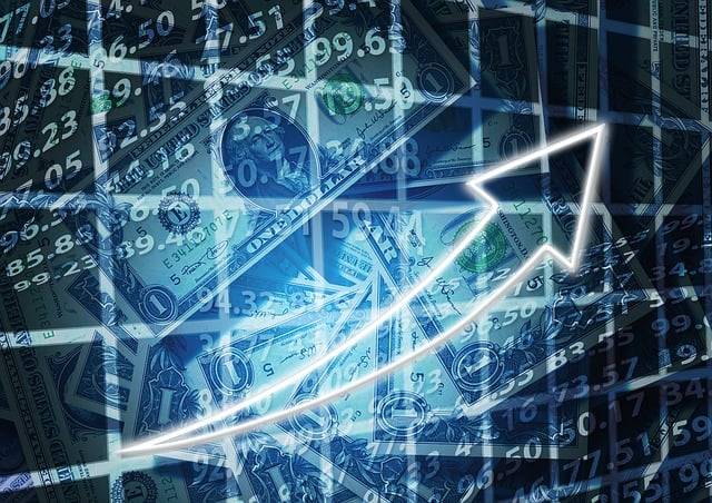 Tributación de influencers: desafío para la equidad y la formalización en la economía digital