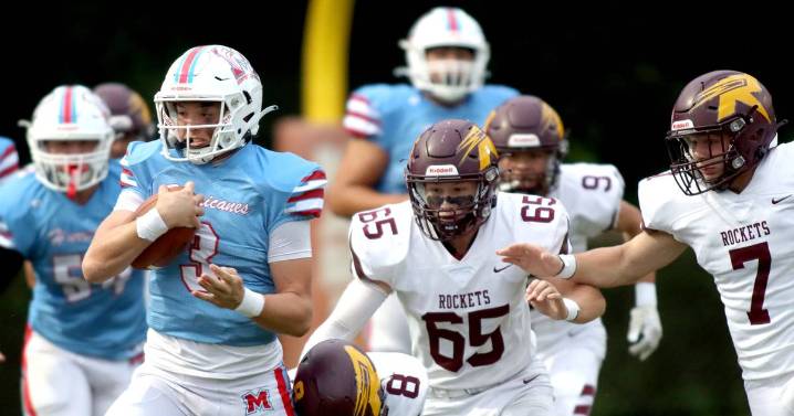 Photos: Richmond-Burton vs. Marian Central 2025 Week 1 football  – Shaw Local