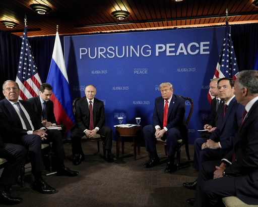 Ukraine's Zelenskyy to meet Trump on Monday after US-Russia summit secured no peace agreement