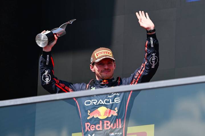 Deadspin | Max Verstappen: Staying at Red Bull in 2026 a 'simple' decision