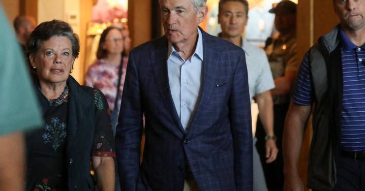 Powell no se deja intimidar por Trump y da alargas sobre las bajadas de tipos