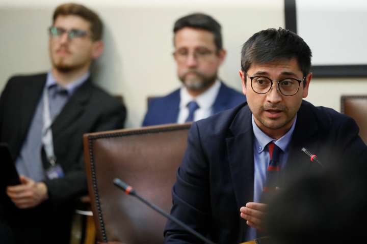 Diputado Calisto anuncia candidatura al Senado como independiente por Aysén