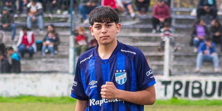 Dolor en el fútbol argentino por la muerte de Mateo Briseño, jugador de 15 años de las inferiores de Atlético Tucumán