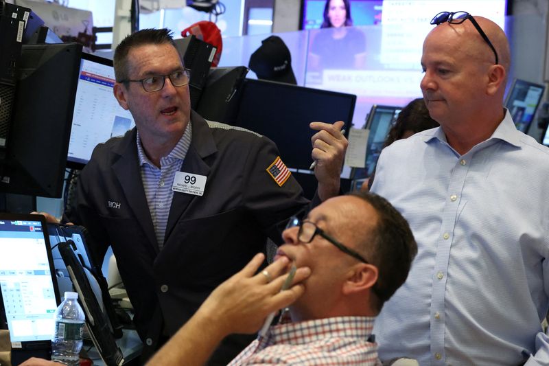 Global equity fund inflows cool on caution over tech sector selloff