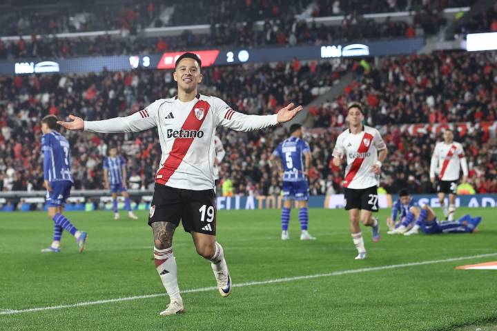 Con Paulo Díaz en la banca pensando en Copa Libertadores: River Plate venció en un partidazo a Godoy Cruz