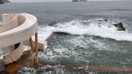 Oleaje fuerte y mantarrayas marcan el sábado en playas de Mazatlán