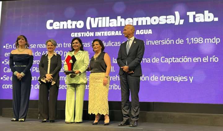 Yolanda Osuna recibe premio nacional por la exitosa gestión del agua con obras de gran calado en Centro
