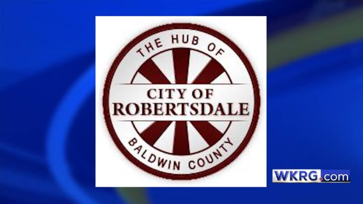 Longtime incumbent defeated as Robertsdale Mayoral Race goes to runoff